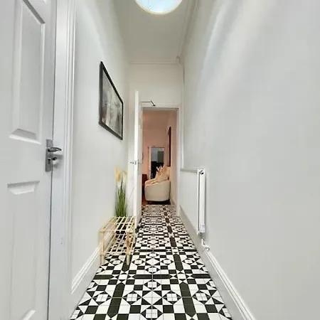 Sleeps 5 Citycen Free Park